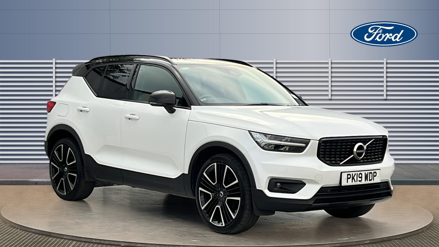 Used Volvo XC40 2019 for sale - 76391636: Photo 1