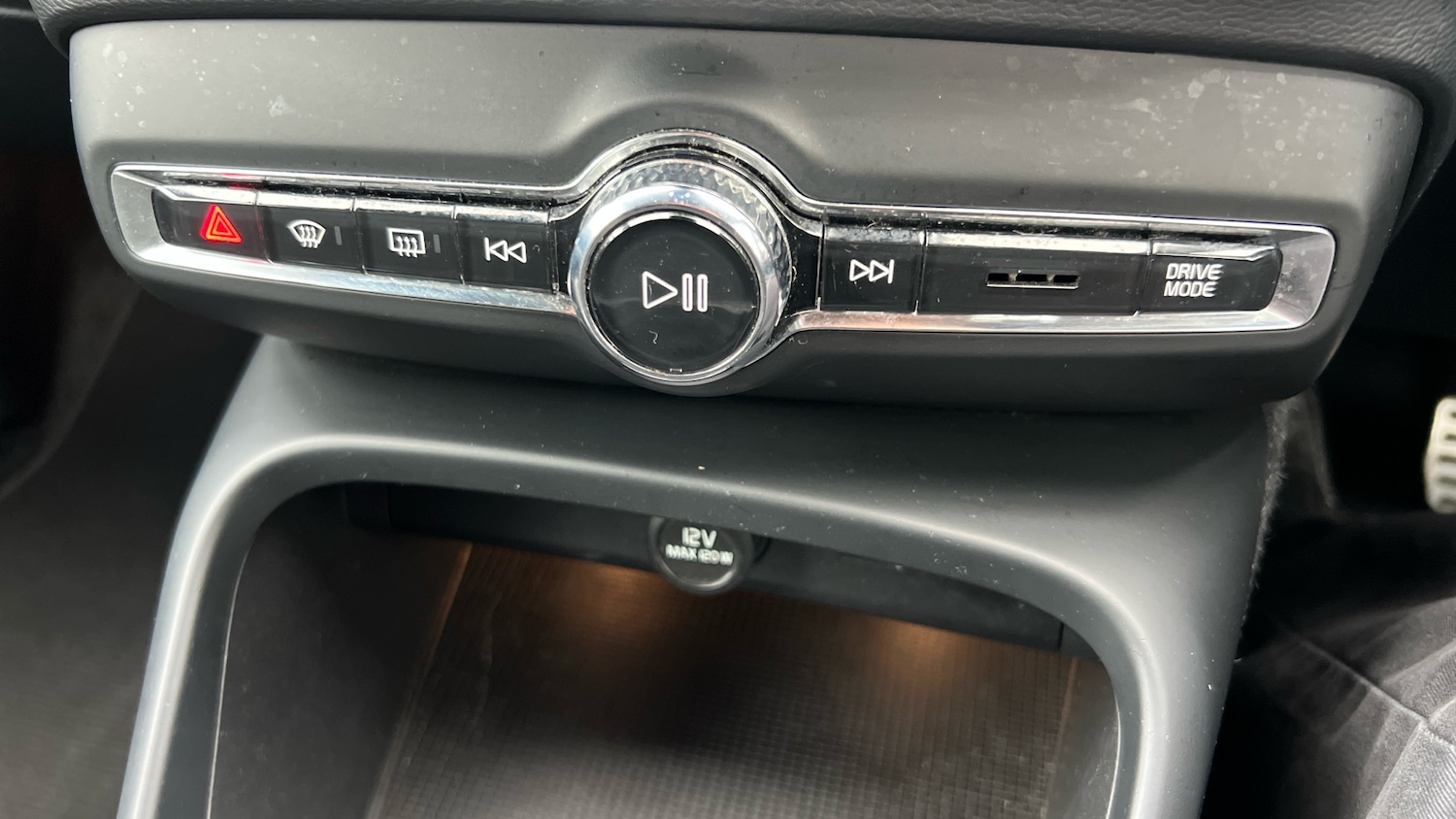 Used Volvo XC40 2019 for sale - 76391636: Photo 24