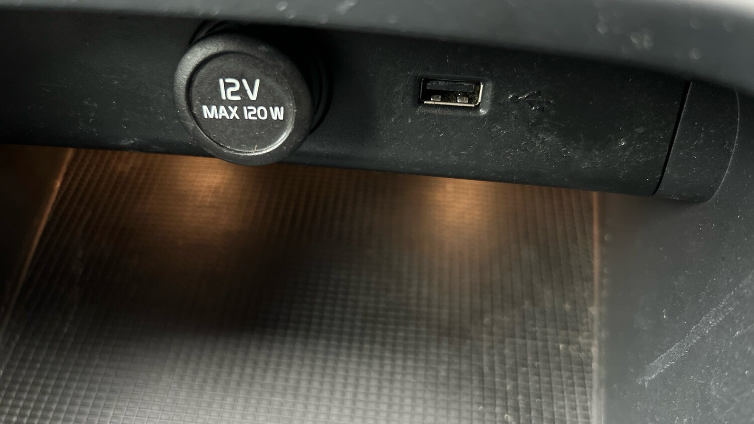 Used Volvo XC40 2019 for sale - 76391636: Photo 25