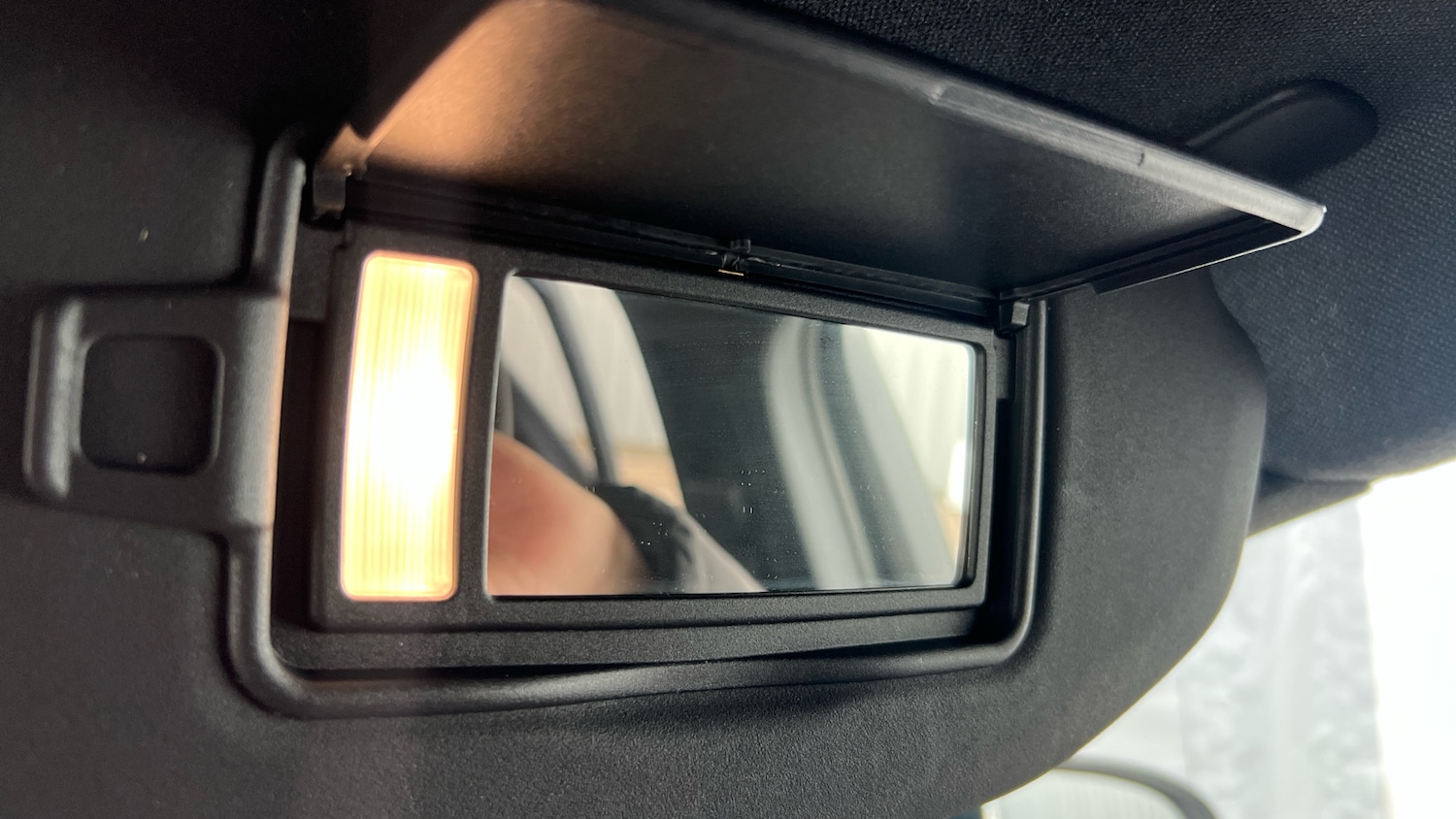 Used Volvo XC40 2019 for sale - 76391636: Photo 29