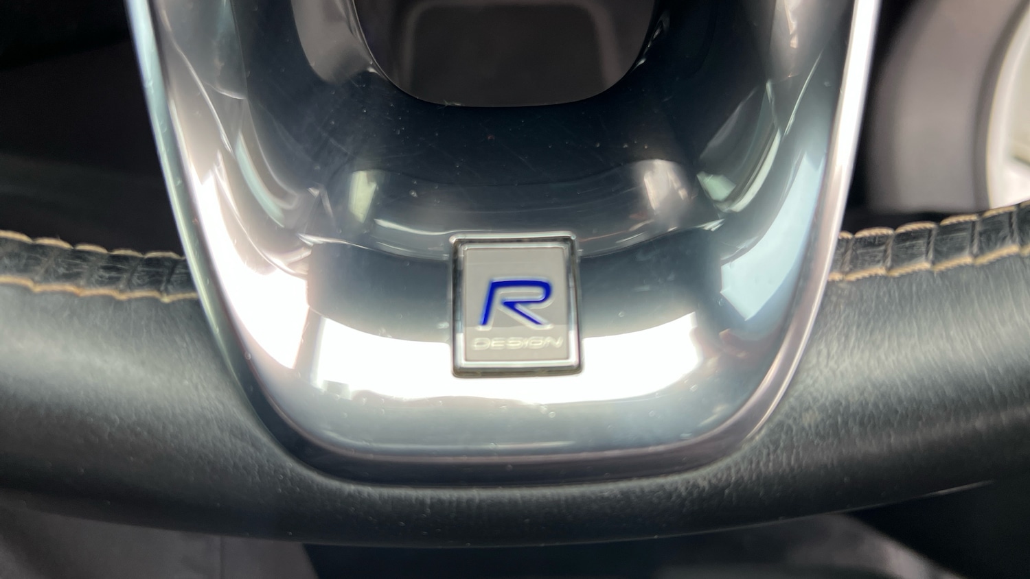 Used Volvo XC40 2019 for sale - 76391636: Photo 35