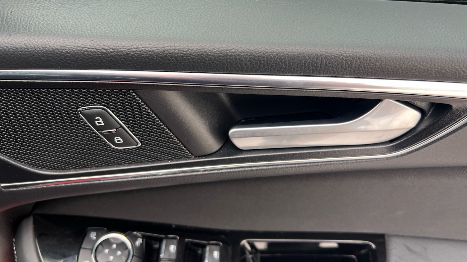 Used Ford S-Max 2020 for sale - 77167940: Photo 41