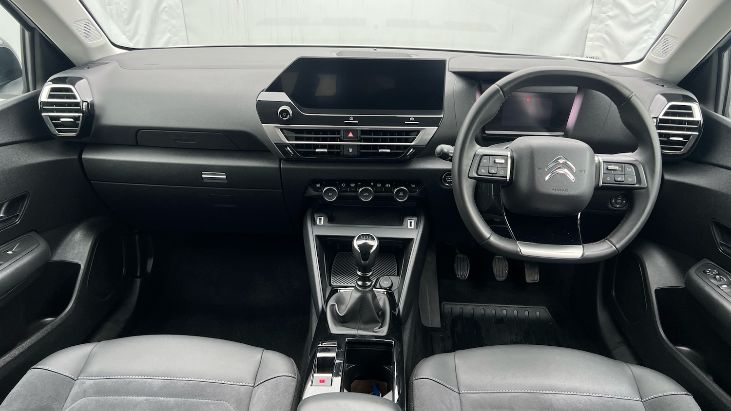 Used Citroen C4 2023 for sale - 77136836: Photo 10