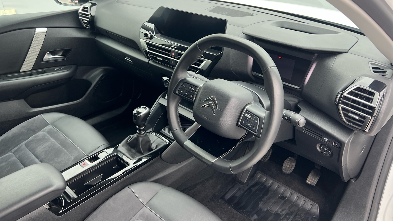 Used Citroen C4 2023 for sale - 77136836: Photo 11