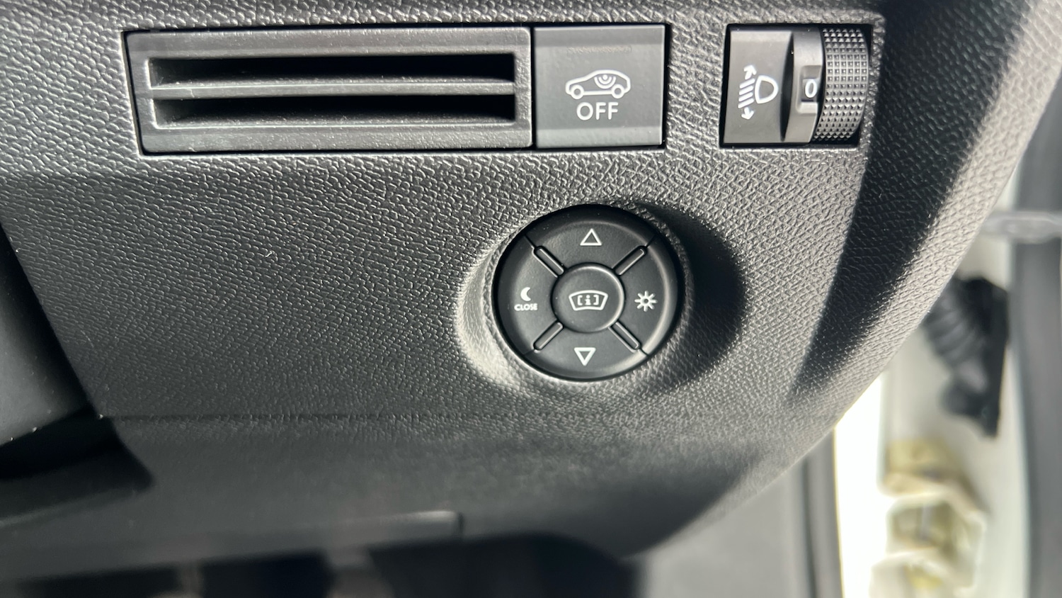 Used Citroen C4 2023 for sale - 77136836: Photo 38