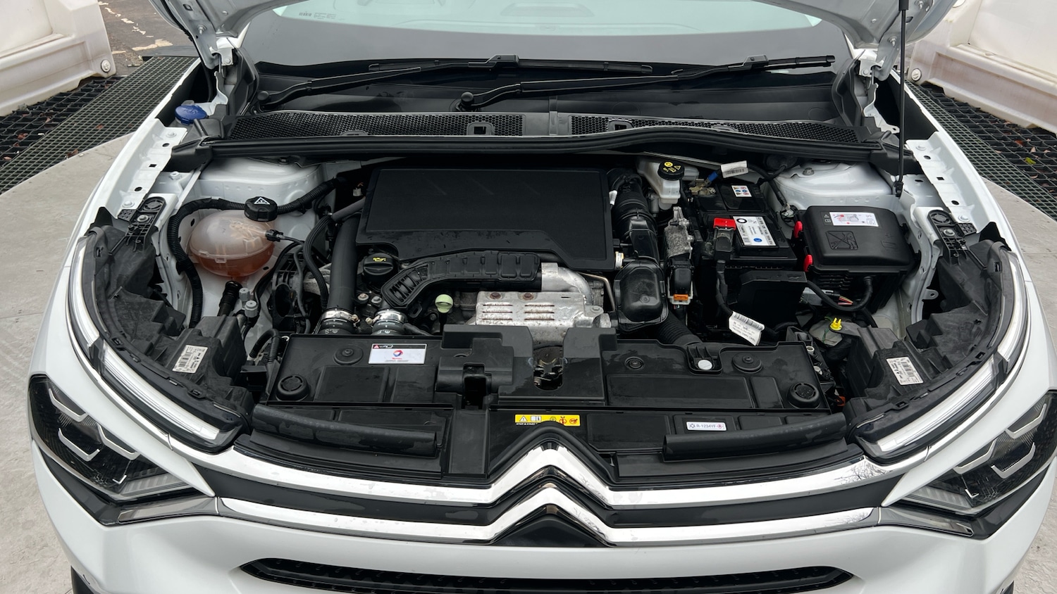 Used Citroen C4 2023 for sale - 77136836: Photo 8