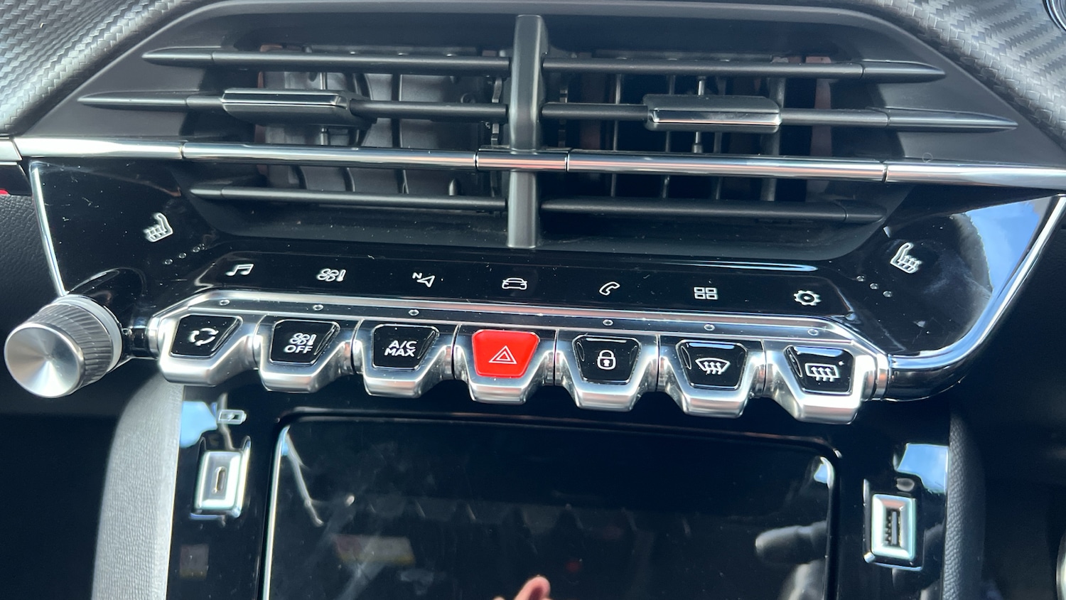 Used Peugeot 2008 2020 for sale - 77005846: Photo 28