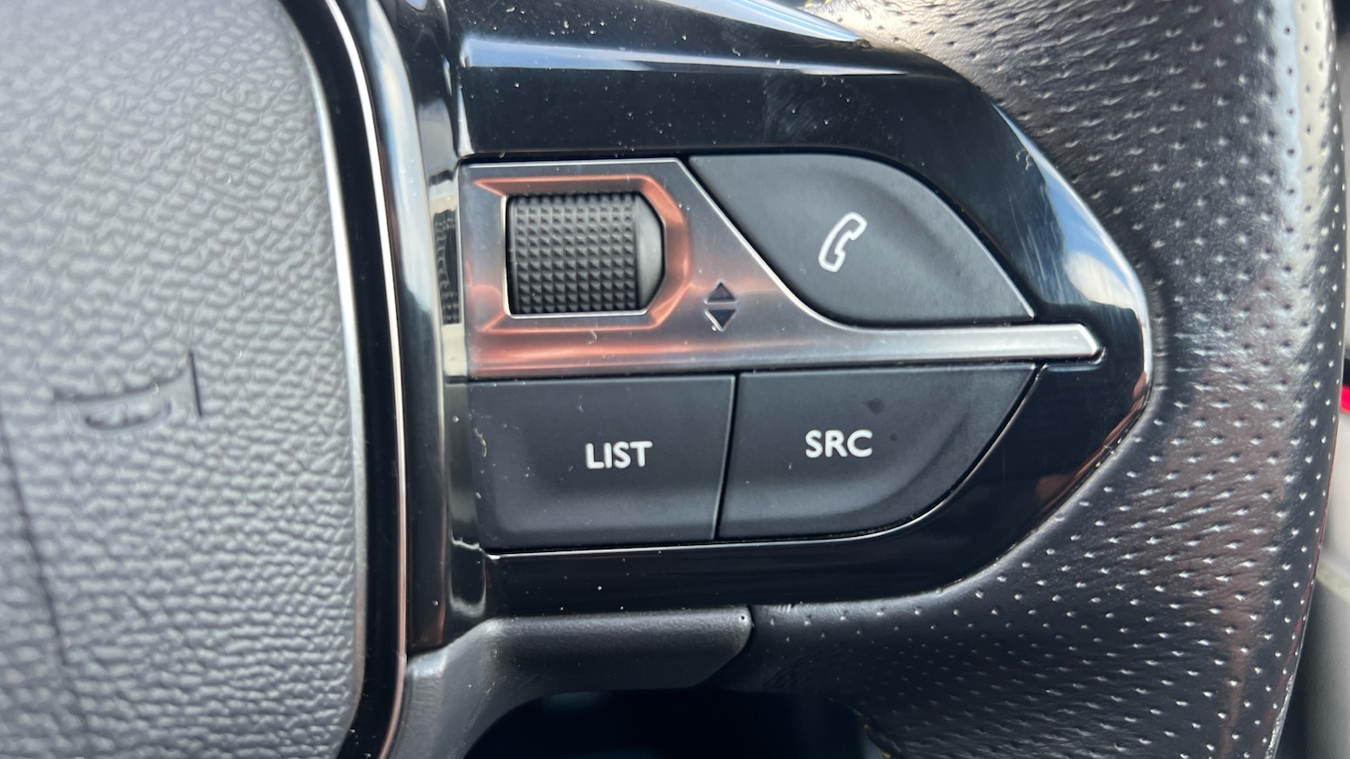 Used Peugeot 2008 2020 for sale - 77005846: Photo 36