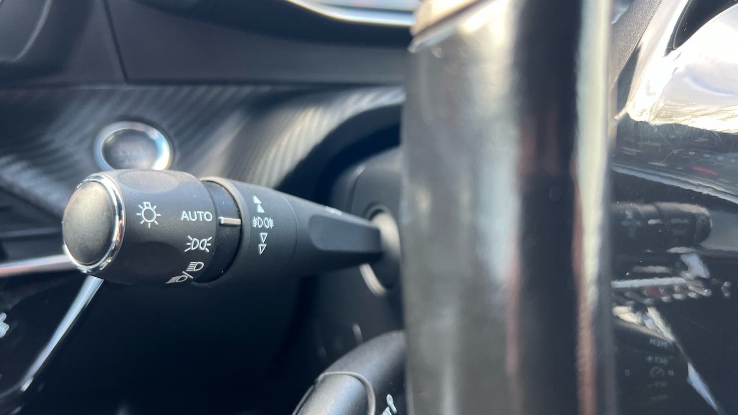 Used Peugeot 2008 2020 for sale - 77005846: Photo 37