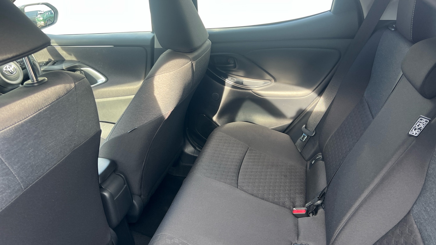 Used Toyota Yaris 2022 for sale - 76355408: Photo 16