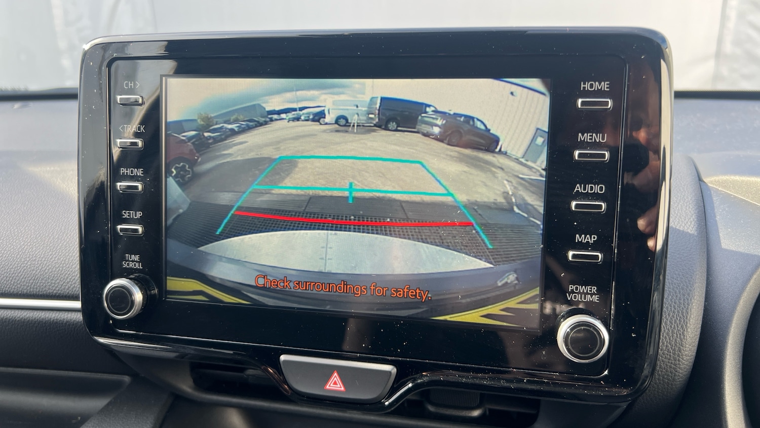 Used Toyota Yaris 2022 for sale - 76355408: Photo 25