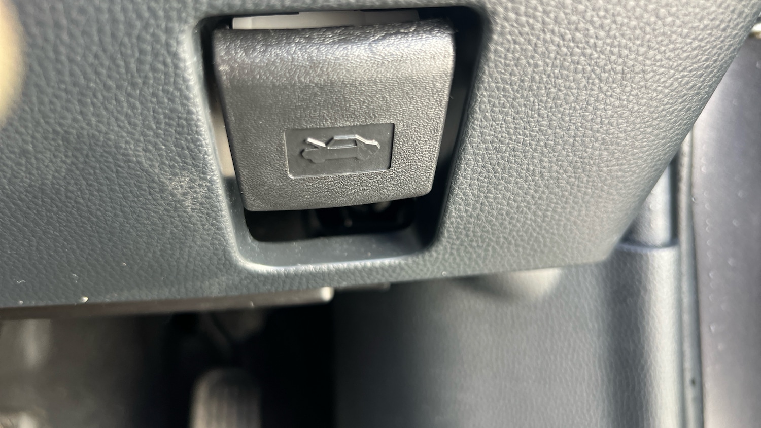 Used Toyota Yaris 2022 for sale - 76355408: Photo 38