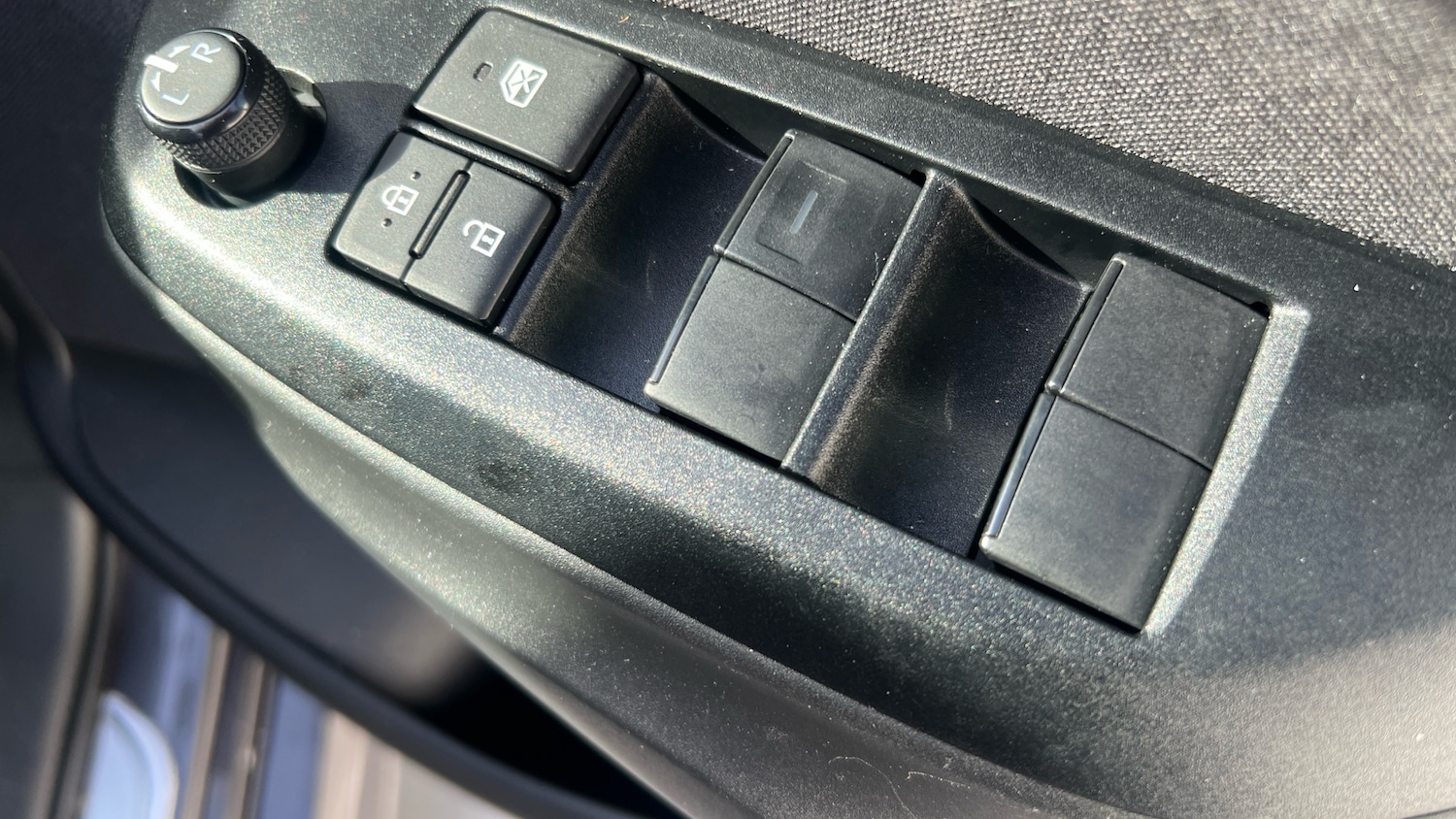 Used Toyota Yaris 2022 for sale - 76355408: Photo 39