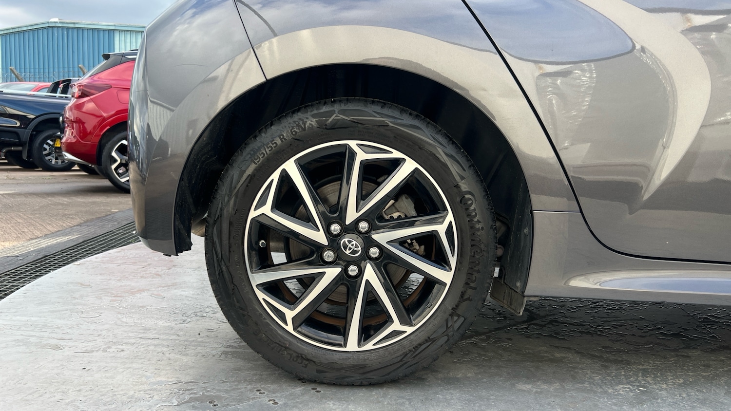 Used Toyota Yaris 2022 for sale - 76355408: Photo 7