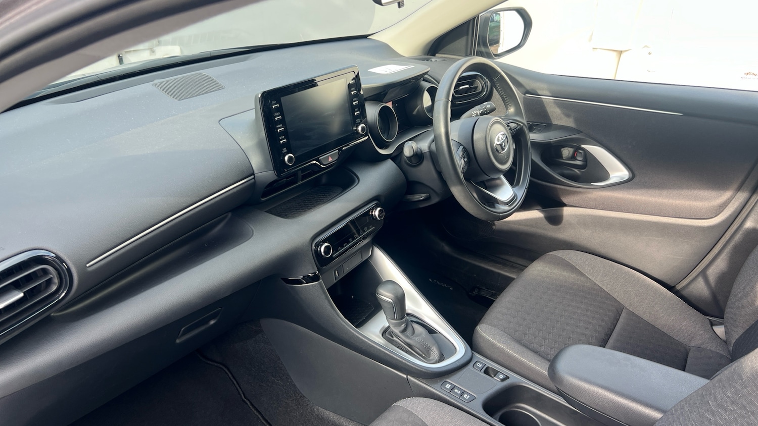 Used Toyota Yaris 2022 for sale - 76355408: Photo 9