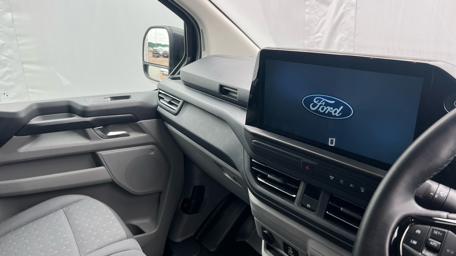 Used Ford Transit Custom 2025 for sale - 76426201: Photo 14