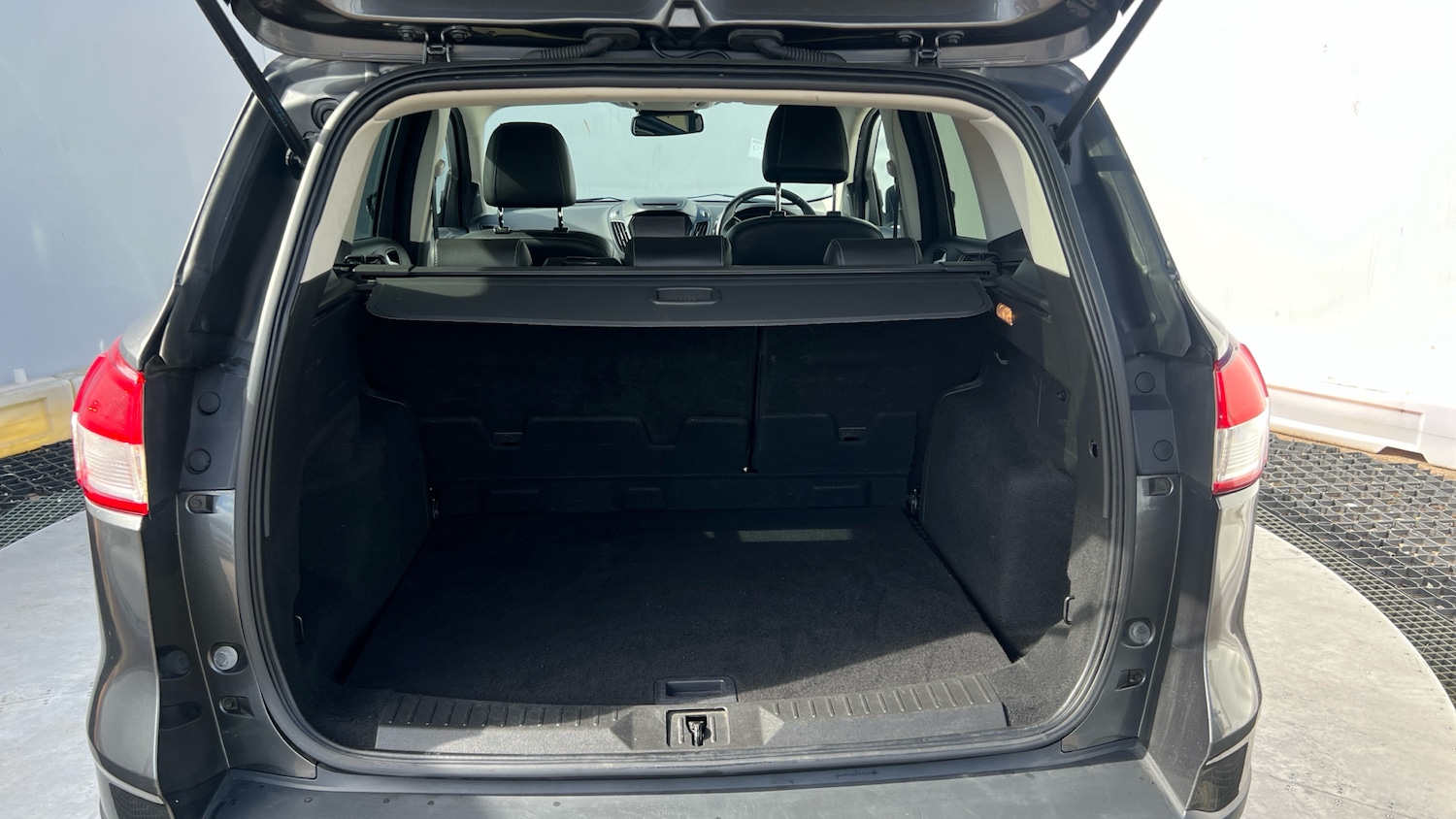 Used Ford Kuga 2016 for sale - 78080519: Photo 4