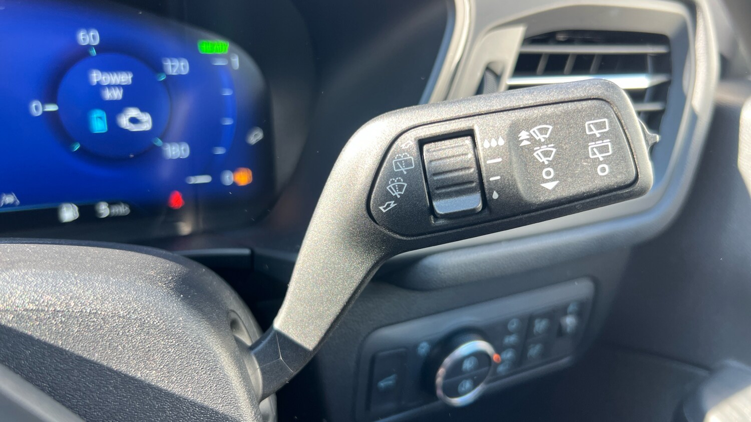 Used Ford Kuga 2023 for sale - 77946958: Photo 39