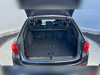 Used BMW 5 Series 2020 for sale - 75752025: Photo