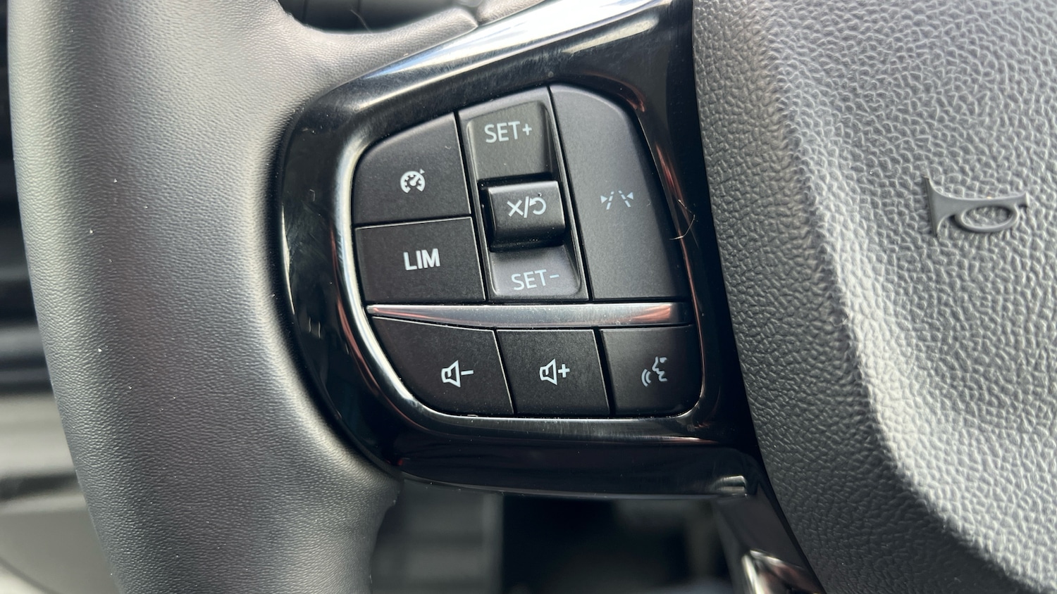 Used Ford Transit Custom 2024 for sale - 78108143: Photo 32