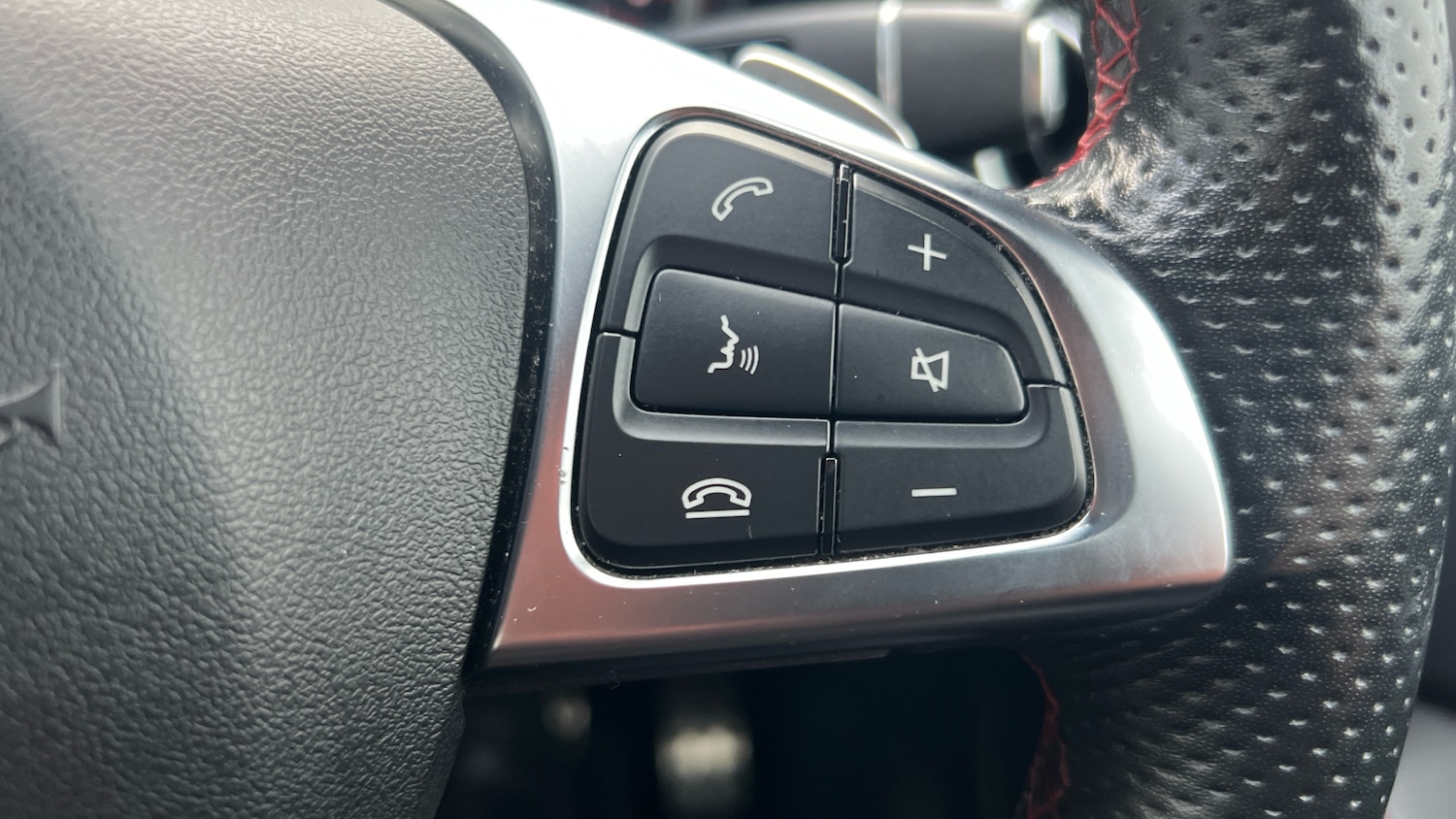 Used Mercedes-Benz A-Class 2017 for sale - 76480256: Photo 34