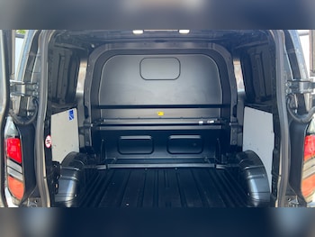 Used Ford Transit Custom 2025 for sale - 78400025: Photo