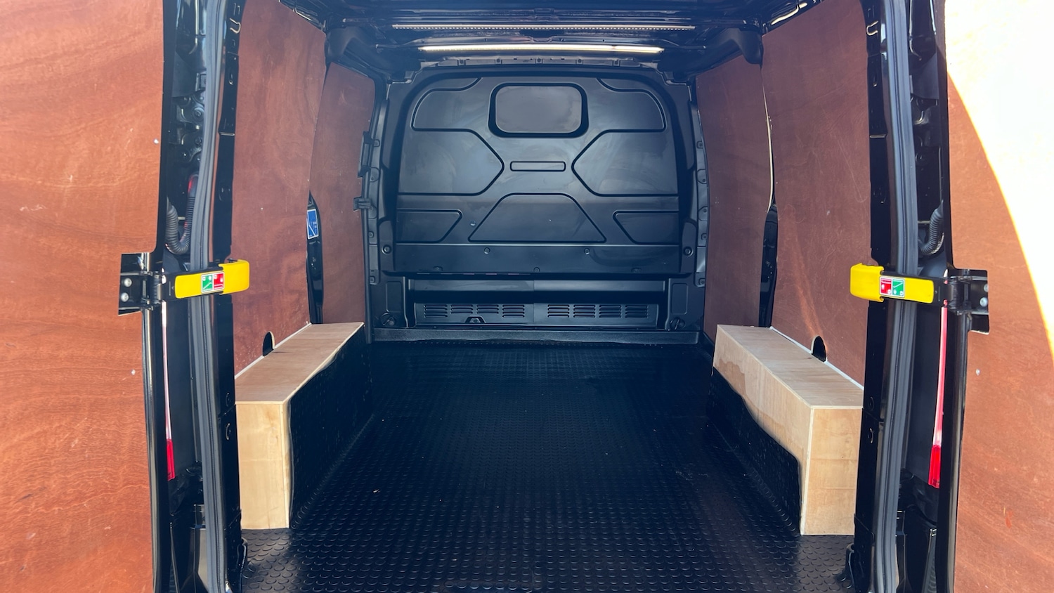 Used Ford Transit Custom 2022 for sale - 77745373: Photo 4