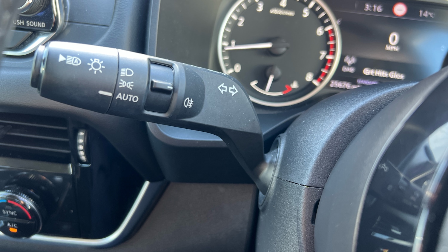 Used Nissan Qashqai 2023 for sale - 77918411: Photo 33