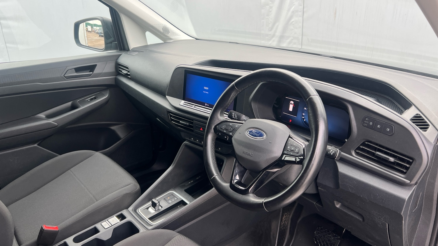 Used Ford Transit Connect 2024 for sale - 77323839: Photo 11