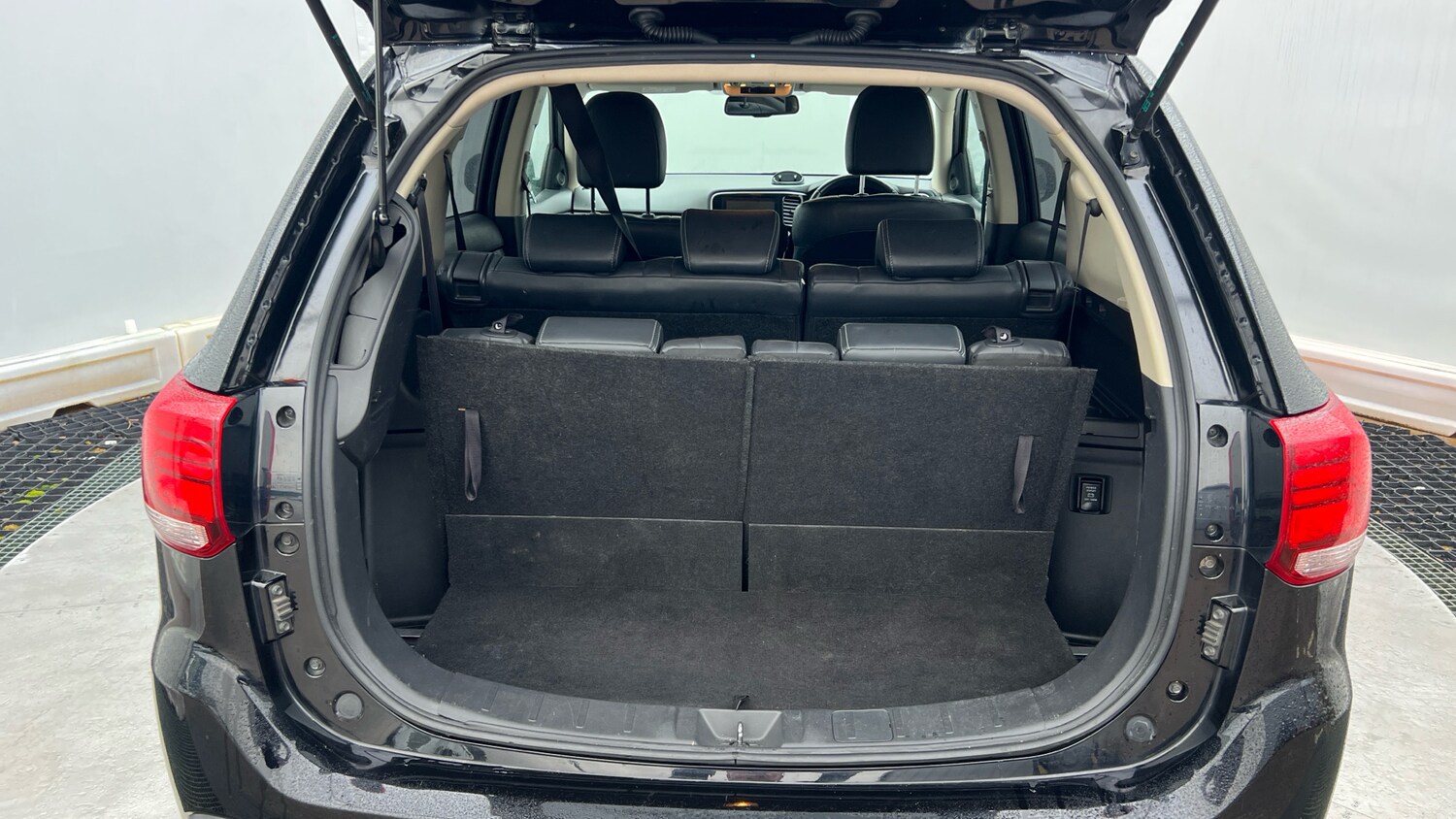 Used Mitsubishi Outlander 2020 for sale - 76577060: Photo 4