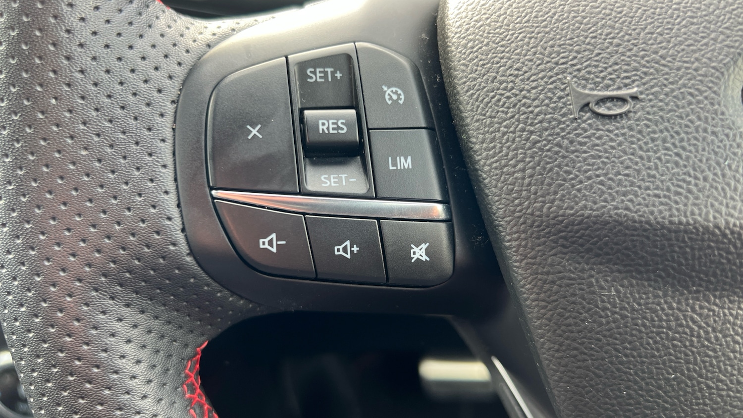 Used Ford Kuga 2023 for sale - 78028497: Photo 37