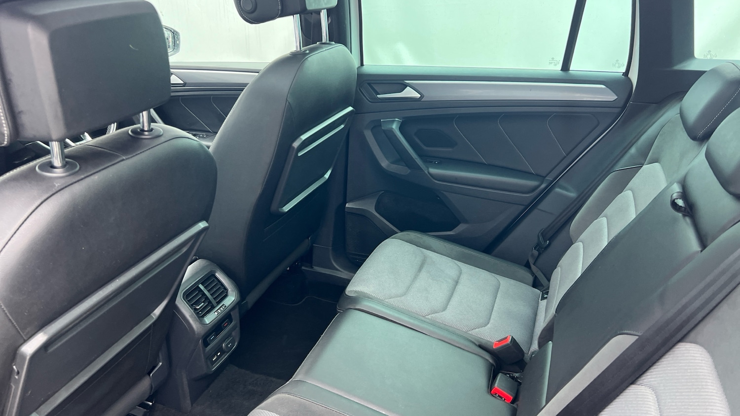 Used Volkswagen Tiguan 2019 for sale - 77503991: Photo 16