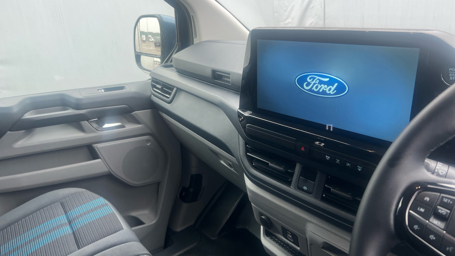 Used Ford Transit Custom 2025 for sale - 77248568: Photo 14