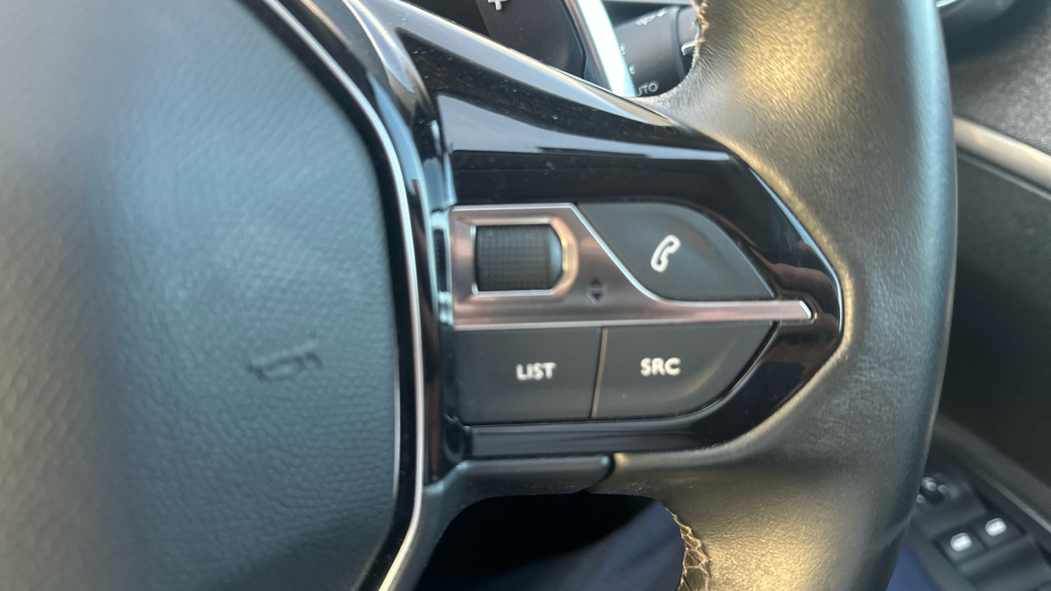 Used Peugeot 3008 2020 for sale - 77432514: Photo 30