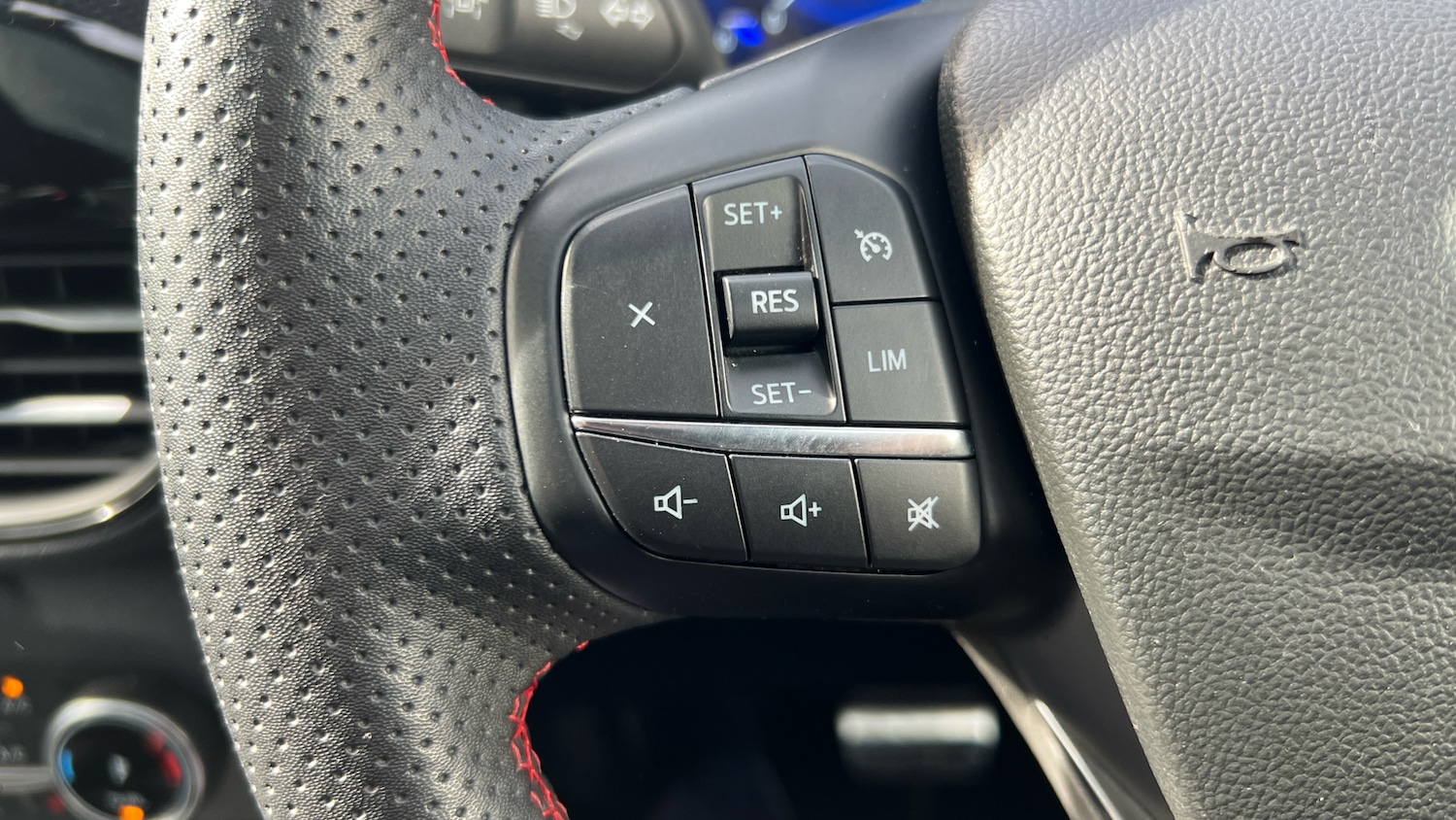 Used Ford Kuga 2023 for sale - 77917126: Photo 35