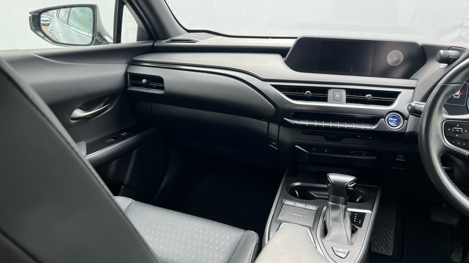 Used Lexus UX 2021 for sale - 76290420: Photo 14