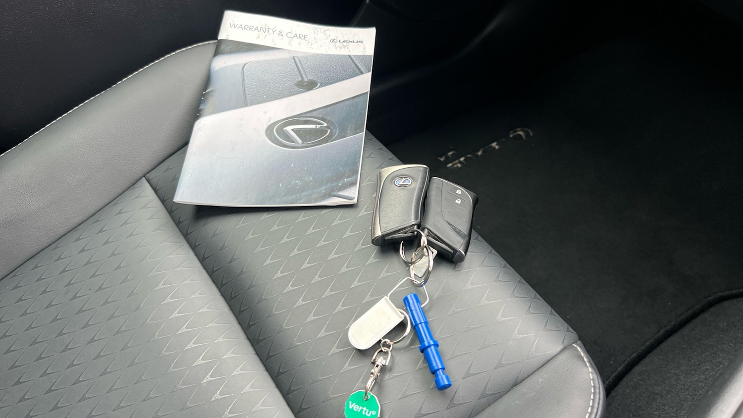 Used Lexus UX 2021 for sale - 76290420: Photo 19