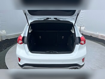 Used Ford Focus 2021 for sale - 75931837: Photo