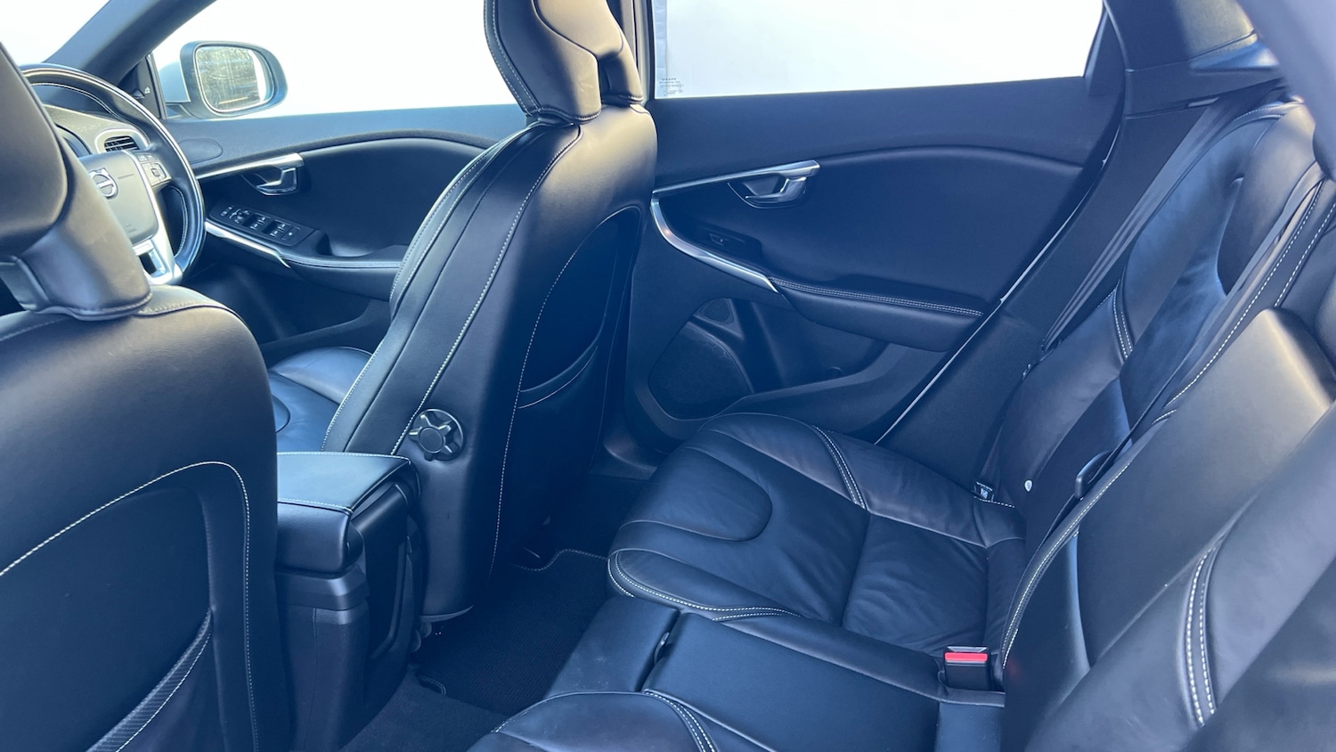 Used Volvo V40 2018 for sale - 77104497: Photo 16