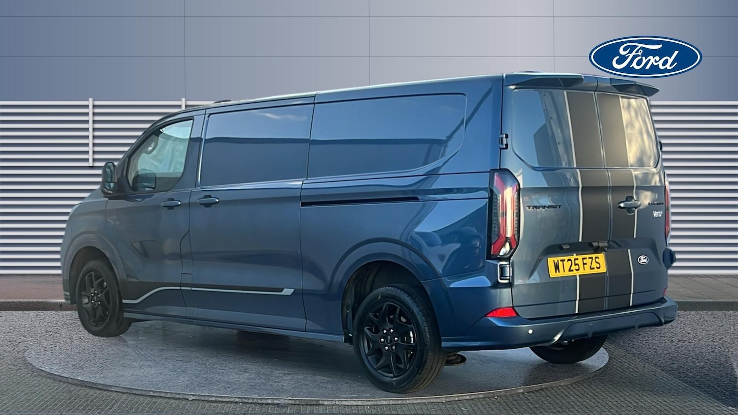 Used Ford Transit Custom 2025 for sale - 76649950: Photo 2
