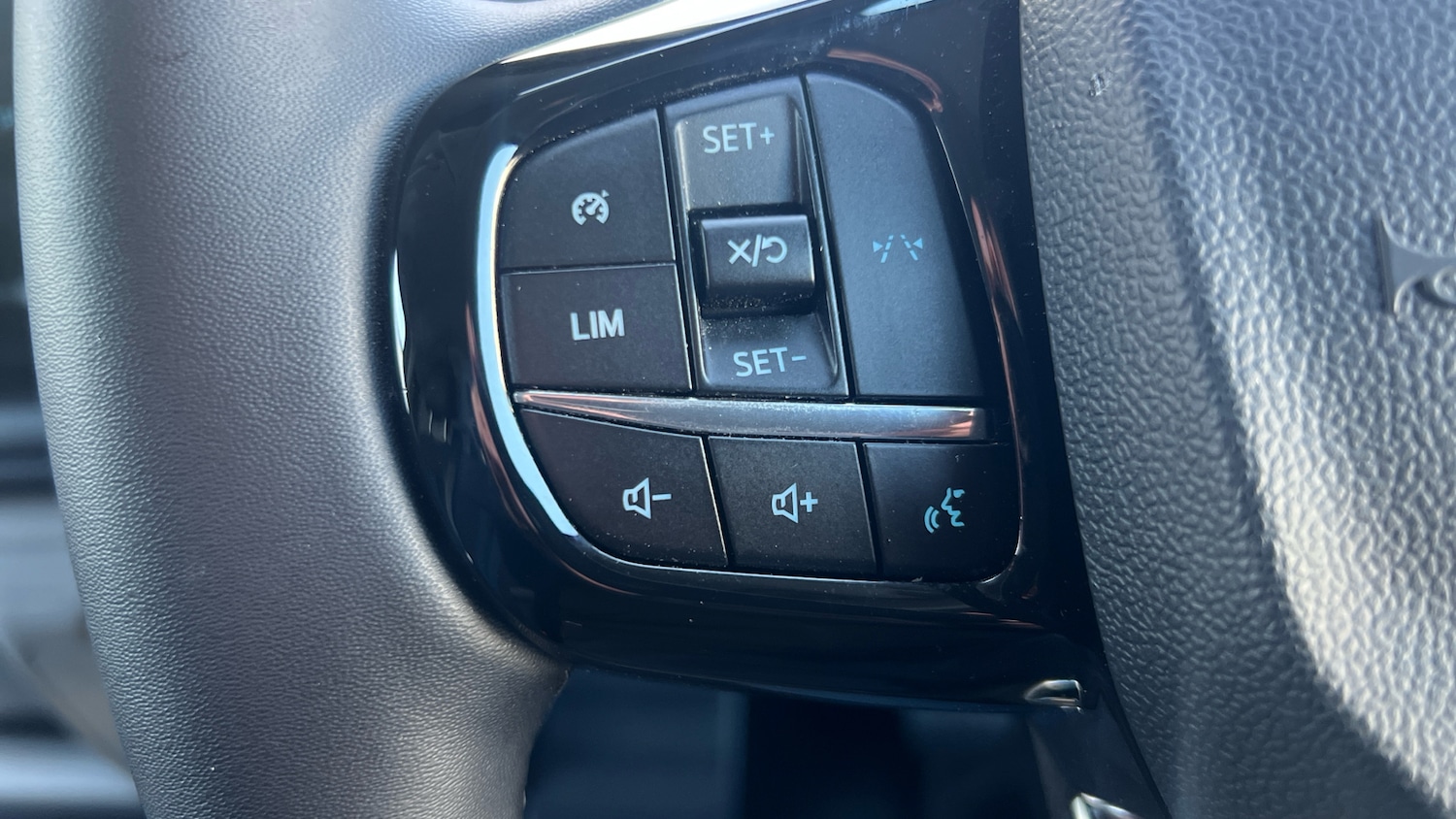 Used Ford Transit Custom 2025 for sale - 76649950: Photo 33