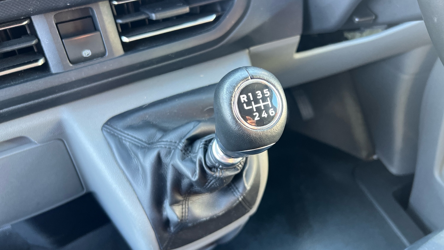 Used Ford Transit Custom 2024 for sale - 76120113: Photo 13