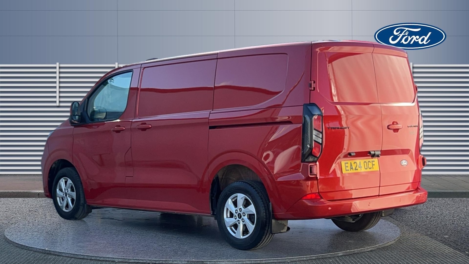 Used Ford Transit Custom 2024 for sale - 76120113: Photo 2