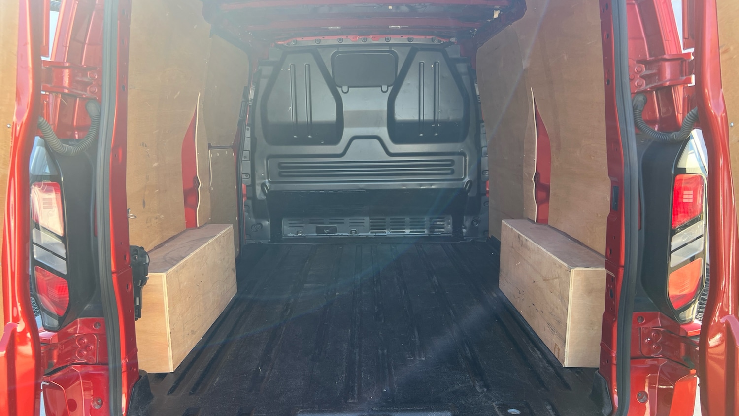 Used Ford Transit Custom 2024 for sale - 76120113: Photo 4