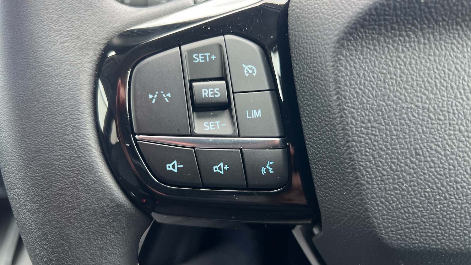 Used Ford Puma 2024 for sale - 76479461: Photo 33