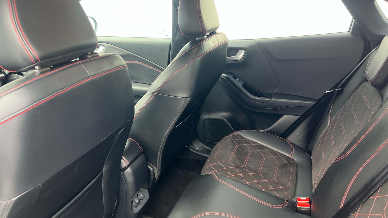 Used Ford Puma 2024 for sale - 77300926: Photo 16