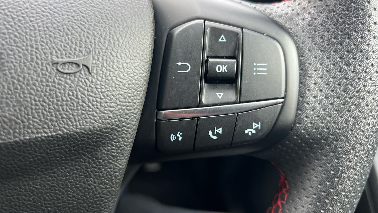 Used Ford Focus 2023 for sale - 76835345: Photo 35