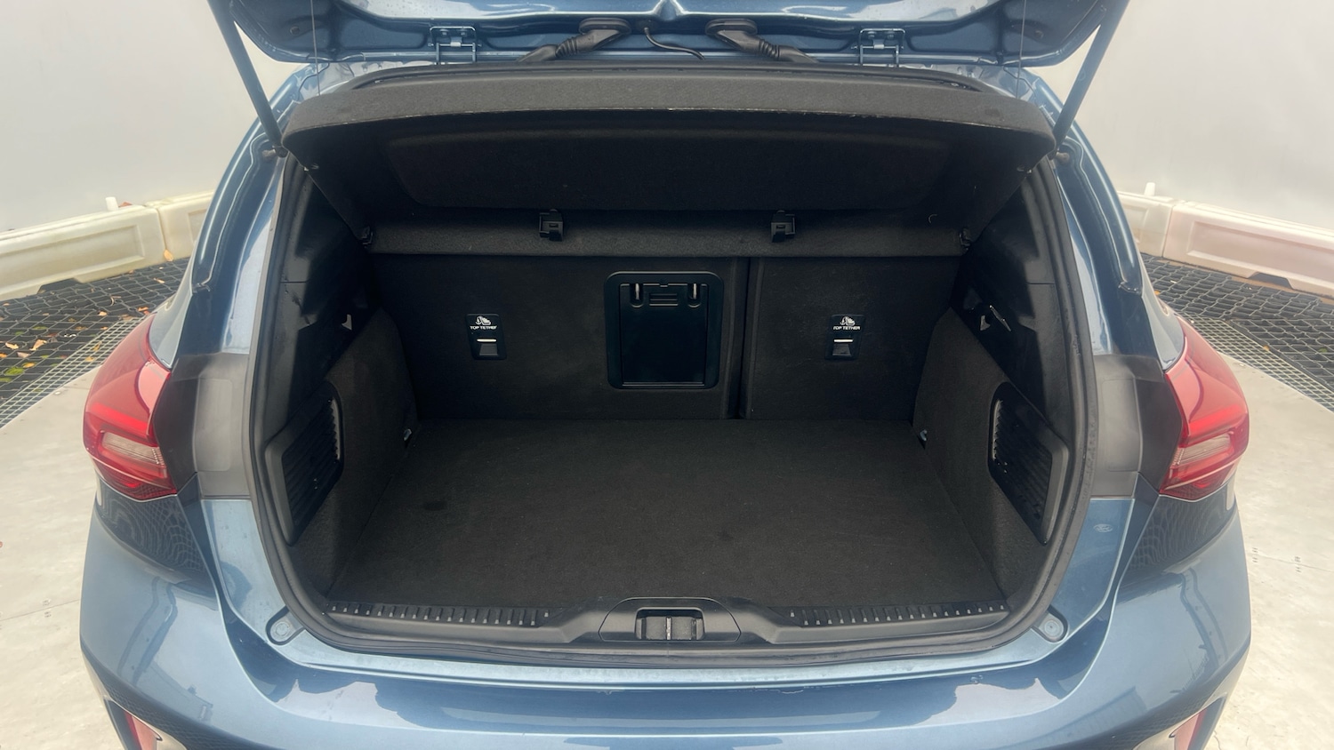 Used Ford Focus 2023 for sale - 76835345: Photo 4