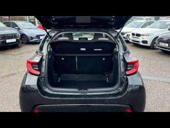 Used Toyota Yaris 2022 for sale - 74730427: Photo