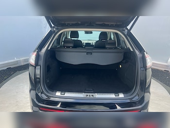 Used Ford Edge 2018 for sale - 76234590: Photo 4